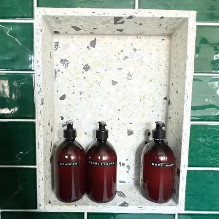 Redland - 7 * Bristol